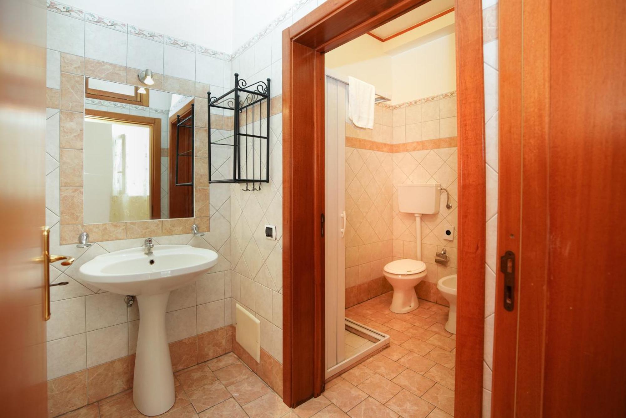 Residence Lupiae Лече Екстериор снимка